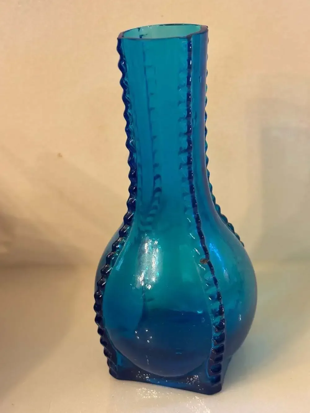 Vintage Indiana Glass Company Blue Glass mini Bud Vase with Beaded Edge